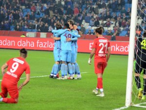 Trabzonspor Farklı Turladı