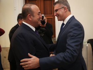 Dışişleri Bakanı Çavuşoğlu, Maltalı Mevkidaşıyla Görüştü