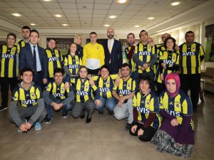 Ersun Yanal Engelli Öğrencilerle Bir Araya Geldi