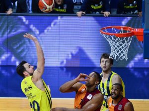Potada Galatasaray, Fenerbahçe’yi Konuk Edecek
