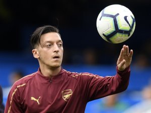 Mesut Özil, Arsenal’dan Ayrılıyor!