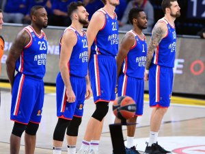 Anadolu Efes Barcelona Deplasmanında