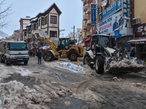 Gümüşhane Belediyesinden Karla Mücadele Çalışmaları