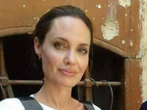 Angelina Jolie Politikaya Girebileceğini İma Etti