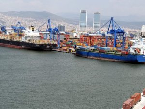 İhracat Yüzde 9,4 Arttı, İthalat Yüzde 21,3 Azaldı