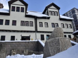 Gümüşhane’ye 32 Yıl Sonra Dönen 2 Bin Yıllık Tarihi Eserler Ziyarete Açıldı
