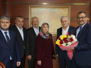 Ak Parti’den Vali’ye Ziyaret