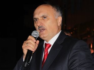 Ak Parti Milletvekili Öztürk’ten Çöp Tepkisi