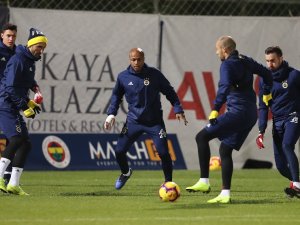 Fenerbahçe Günü Çift İdmanla Tamamladı