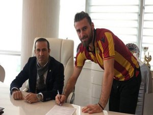 Yiğithan Güveli İmzayı Attı