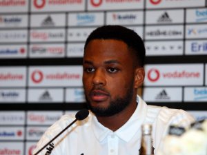 Larin’in ‘Burak Yılmaz’ Memnuniyeti