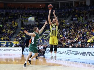 Fenerbahçe, Zalgiris Kaunas’u Farklı Geçti
