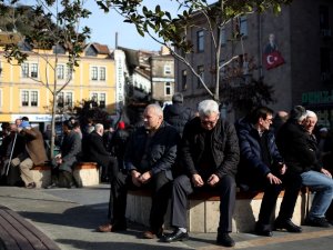 Güneşi Gören Isınmaya Çıktı