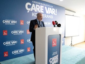 “Herkes Lidere Bakarak Kendisine Çeki Düzen Verir”