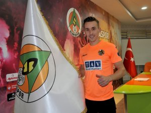 Alanyaspor Josef Sural’ı Renklerine Bağladı