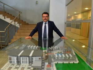 Başkan Genç, Seçmen Nakillerini Almak İsteyen Vatandaşları Uyardı