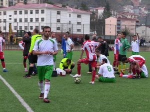 Maçta Bir Anda Yere Yığıldı