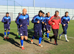 Rizespor Kasımpaşa'ya Kitlendi