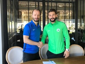Giresunspor, Mehmet Taş’ı Renklerine Bağladı