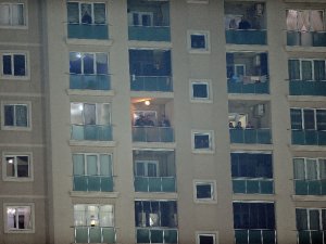 Balkondan Maç Keyfi
