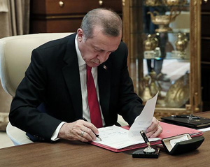 Cumhurbaşkanı Erdoğan 6 Üniversiteye Rektör Atadı. MEF'e Rizeli Rektör