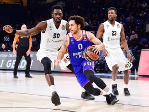 Euroleague’deki Türk Derbisi Anadolu Efes’in