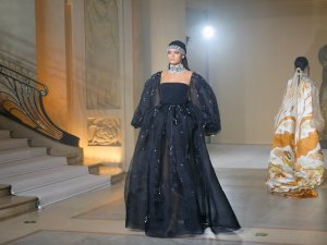 Paris Moda Haftası’na Stephane Rolland Damga Vurdu