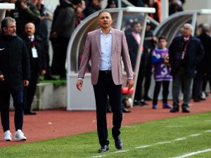 Ahmet Taşyürek: “Bu Tür Maçlarda Hoca Olarak Bir Şey Yapmanıza Gerek Kalmıyor” 