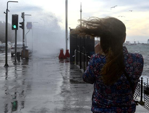 Meteoroloji’den Uyarı: Orta ve Doğu Karadeniz'de Fırtına Bekleniyor!