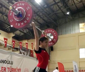 Çaykur Rizespor Sporcusu Pelinsu Bayav, Türkiye Şampiyonu Oldu