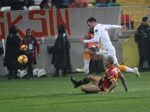 İlk Yarıda Gol Yok