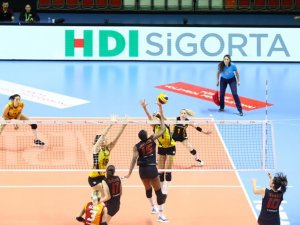 Vakıfbank Galatasaray’a Set Vermedi