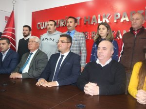 Chp’de İstifa Depremi