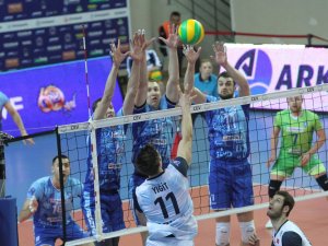 Arkas Dinamo Moskova’ya Da Kaybetti