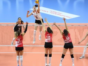 Türk Hava Yolları: 0 - Eczacıbaşı Vitra: 3