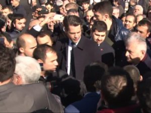 Binali Yıldırım’a Yoğun İlgi