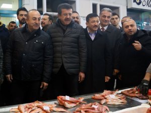 Çavuşoğlu: Zeybekçi İzmir’i Bir Dünya Kenti Yapacaktır
