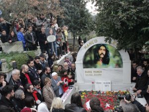 Barış Manço Mezarı Başında Anıldı