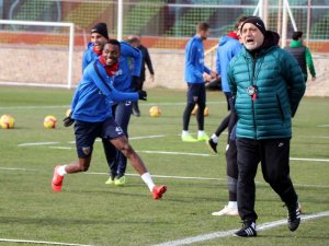 Fenerbahçe’ye Şansı Tutmuyor