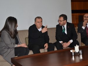 Bakan’dan Fatih Terim’e Taziye Ziyareti