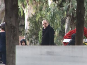 Fatih Terim Babasının Mezarını Ziyaret Etti