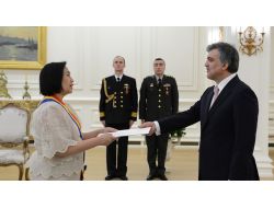 Filipinler Cumhuriyeti Büyükelçisi Sanchez, Cumhurbaşkanı Gül'e Güven Mektubu Sundu