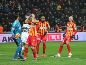 Eksik Fener 87’de Yıkıldı