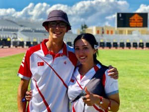 Mete Ve Yasemin Yılın Sporcusu Seçildi