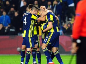 Uefa Avrupa Ligi: Fenerbahçe: 1 - Zenit: 0 (İlk Yarı)