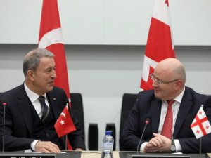 Bakan Akar’dan Nato Toplantılarında Bir Dizi Görüşme