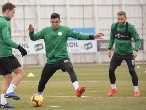 Konyaspor, Fenerbahçe Taktiğini Çalıştı