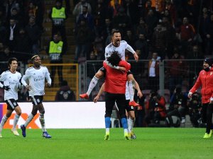 Uefa Avrupa Ligi: Galatasaray: 1 - Benfica: 2 (Maç Sonucu)