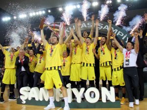 Türkiye Kupası Şampiyonu Fenerbahçe Beko