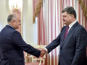Poroşenko, Başkanlığa Aday Olan Danışmanını Kovdu